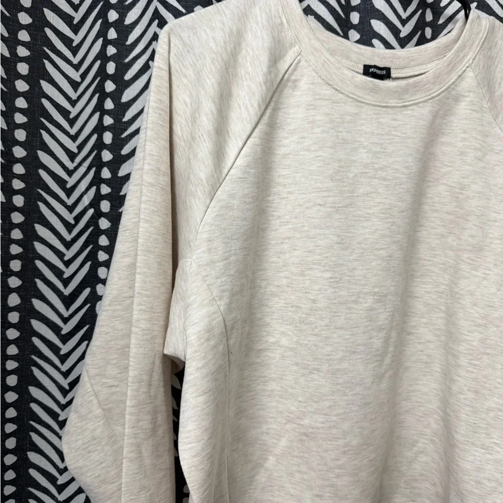 Express Cream Pullover Sweatshirt - Picture 3 of 6